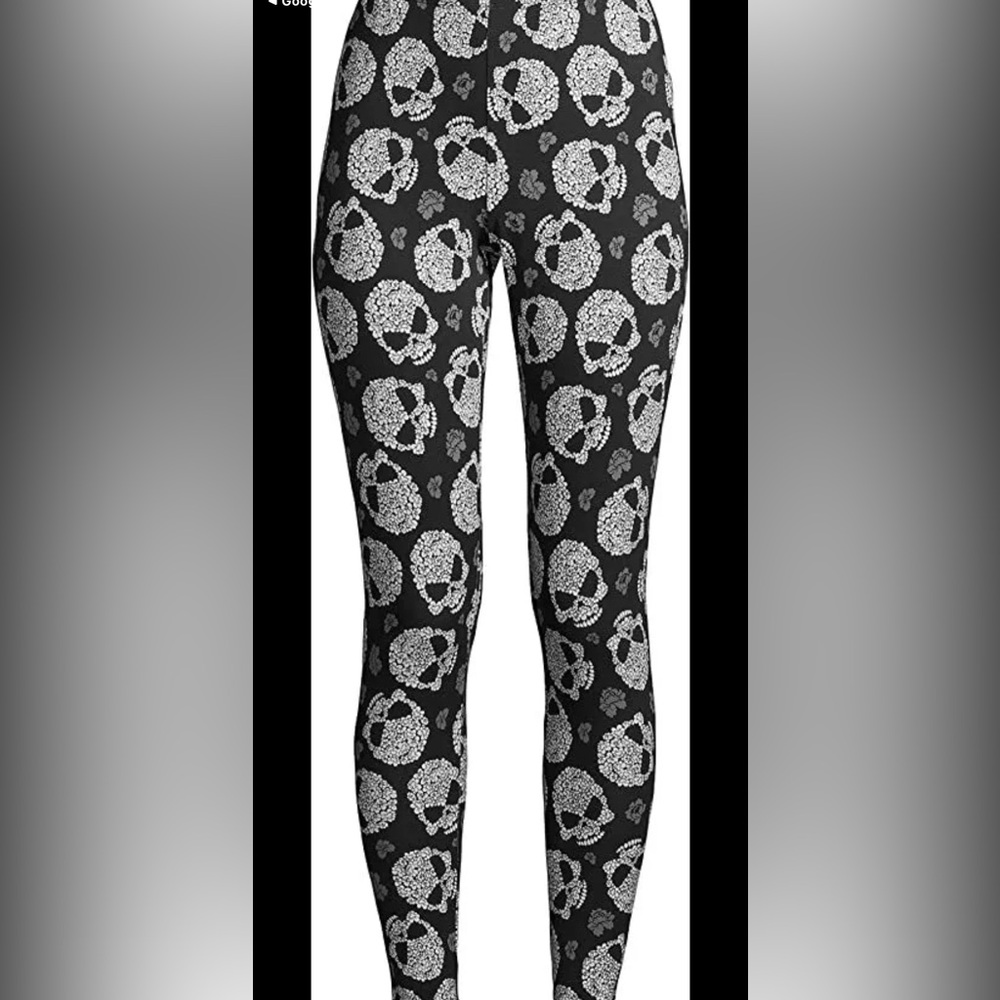 No Boundaries Floral Black and White Skull Pattern Leggings (Juniors)
